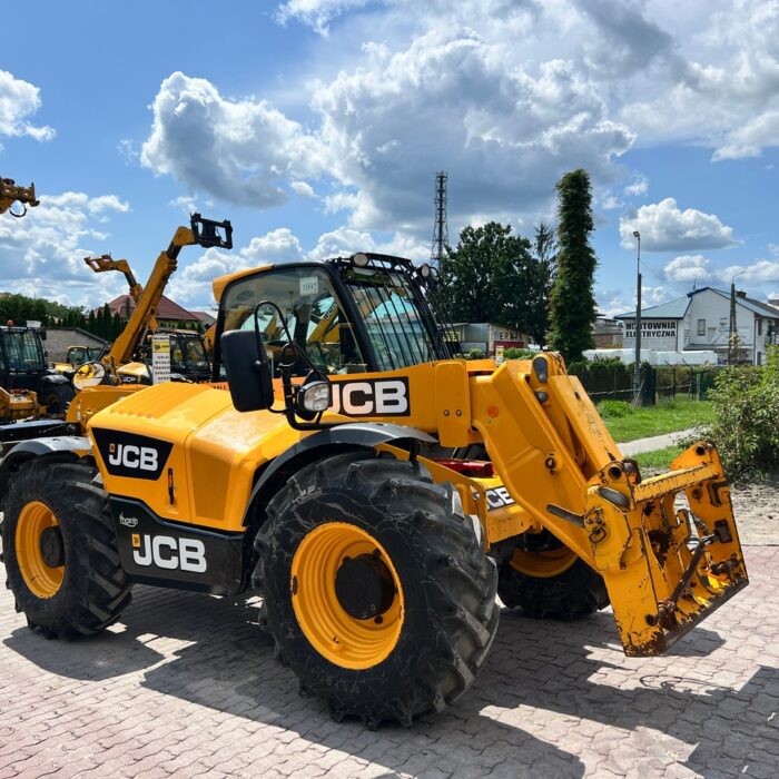 JCB 531-70(7)