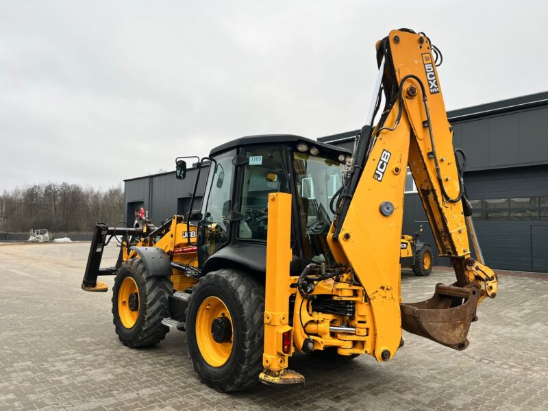 JCB 5CX(3)