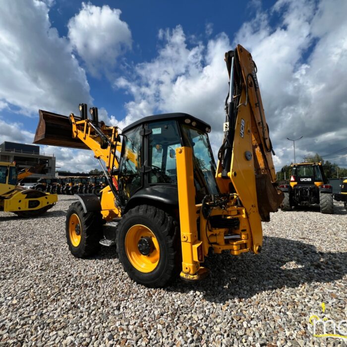 JCB 5CX(3)