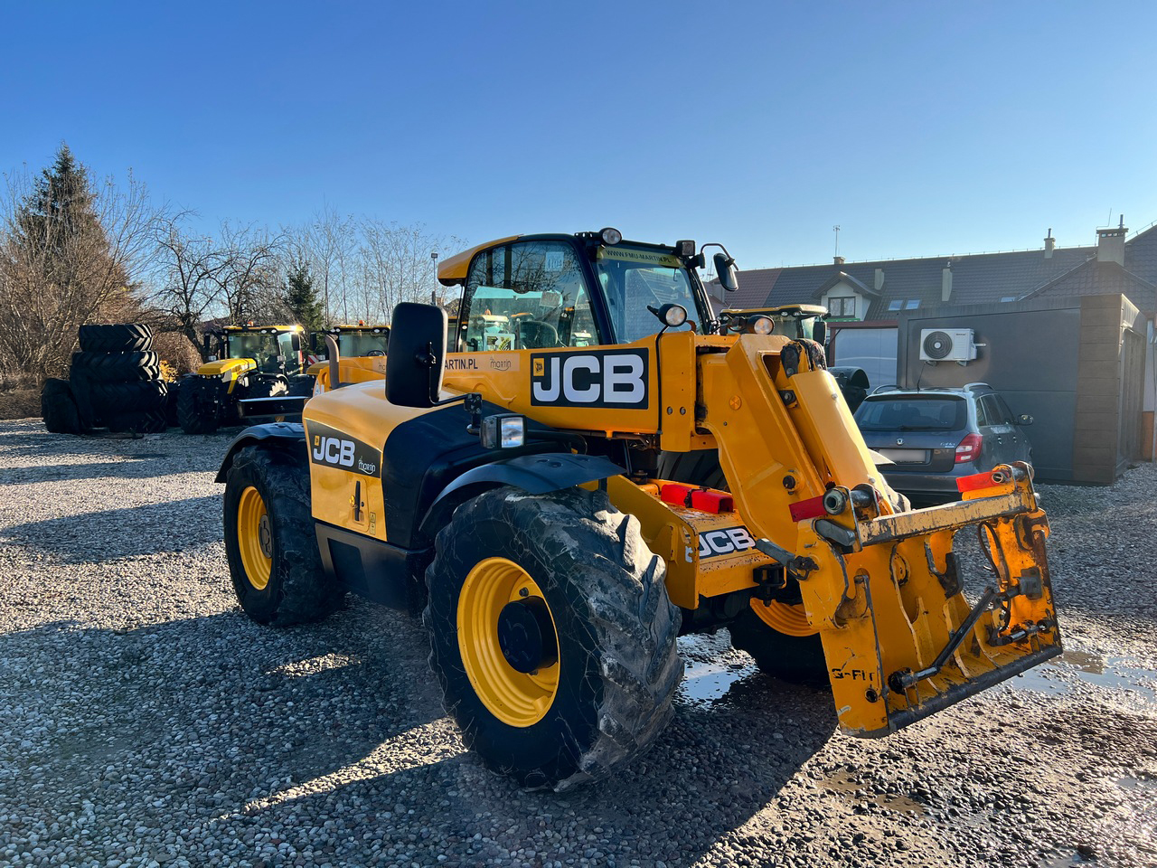 JCB541-70(7)