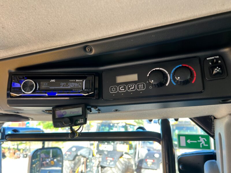 JCB Fastrac 4220(11)
