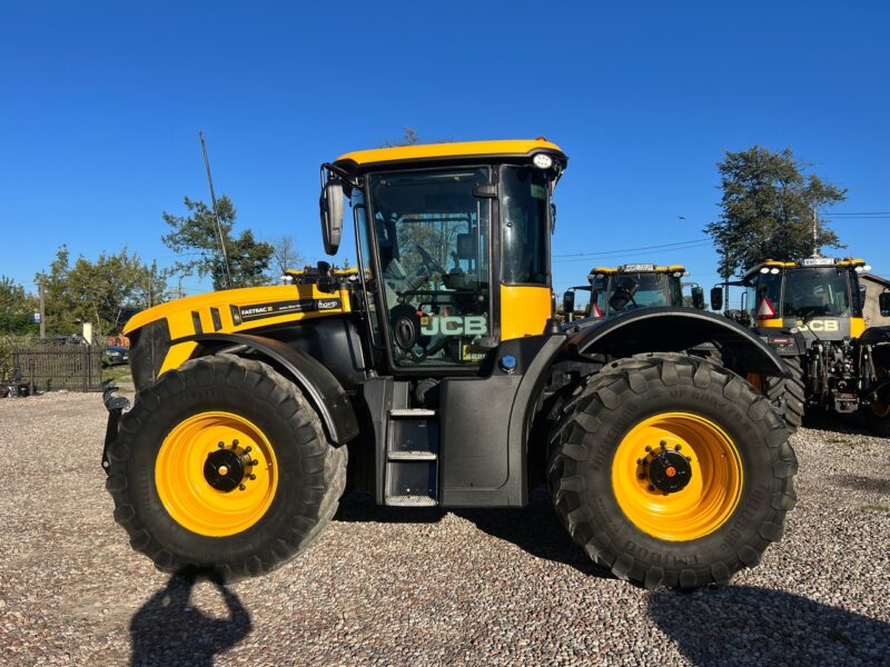 JCB Fastrac 4220(2)