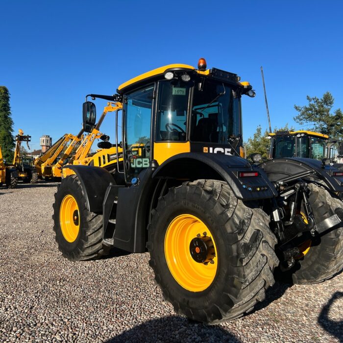JCB Fastrac 4220(3)