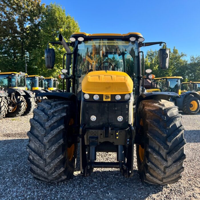 JCB Fastrac 4220(8)