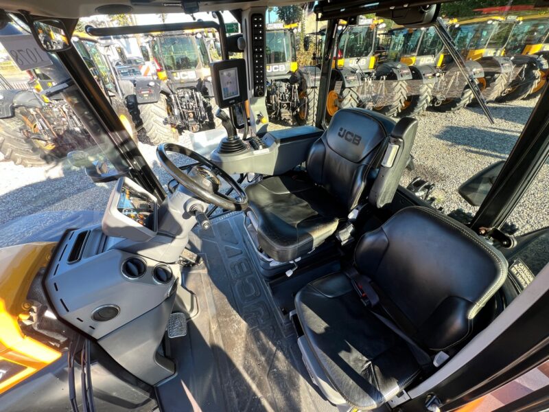 JCB Fastrac 4220(9)