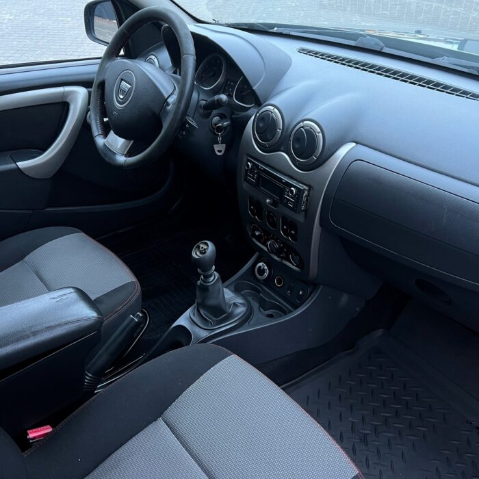 DACIA DUSTER (16)