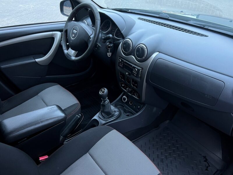 DACIA DUSTER (16)