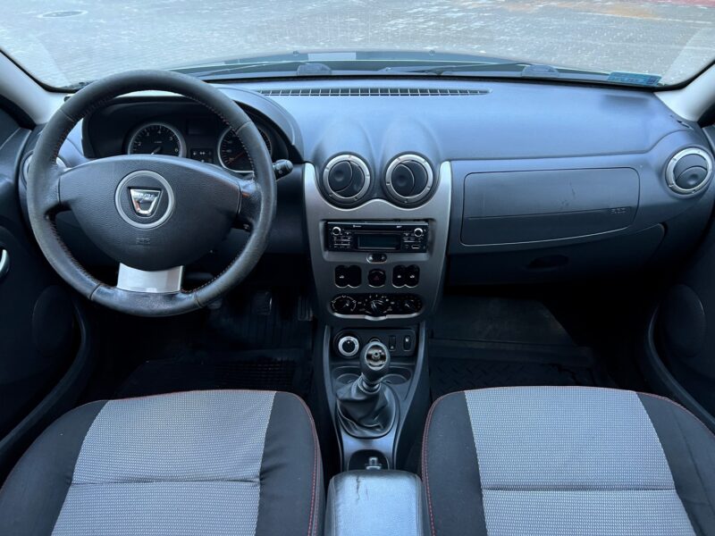 DACIA DUSTER (22)