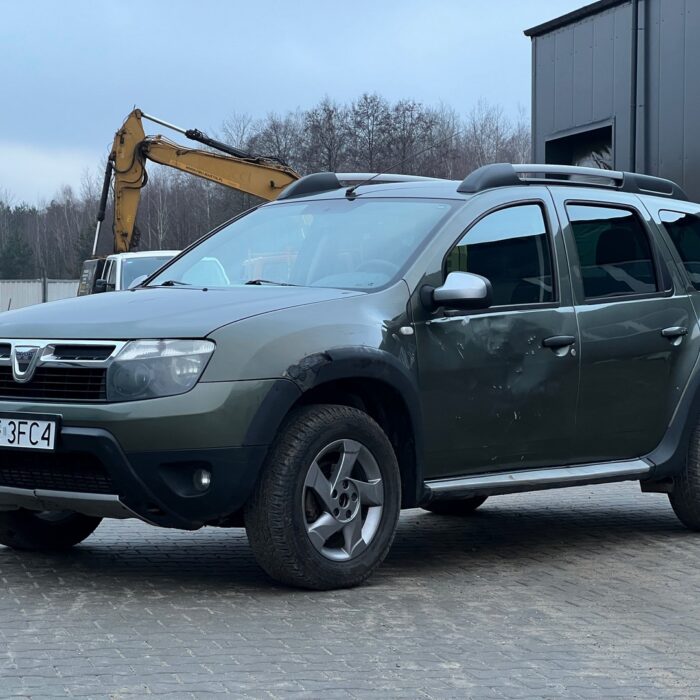DACIA DUSTER (3)