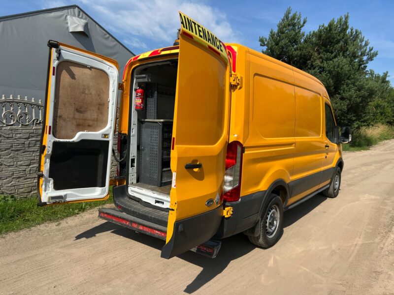 FORD TRANSIT (26)