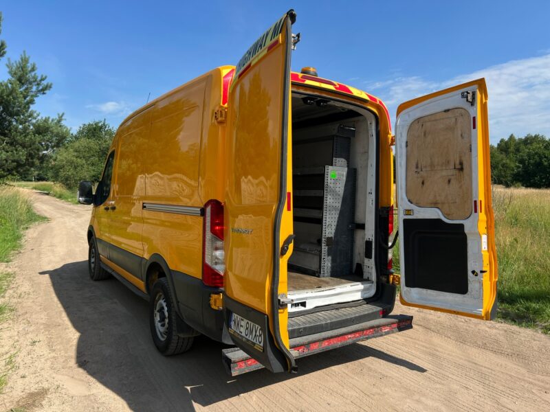 FORD TRANSIT (28)