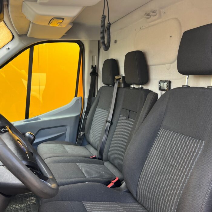 FORD TRANSIT (32)