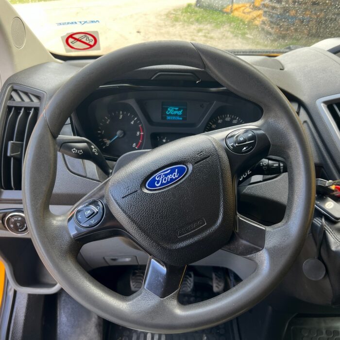 FORD TRANSIT (37)