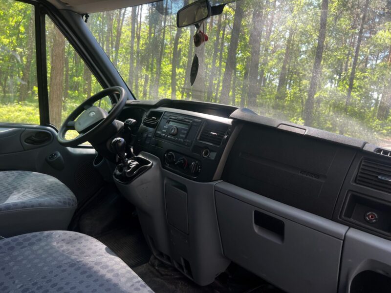 FORD TRANSIT 4X4 (15)