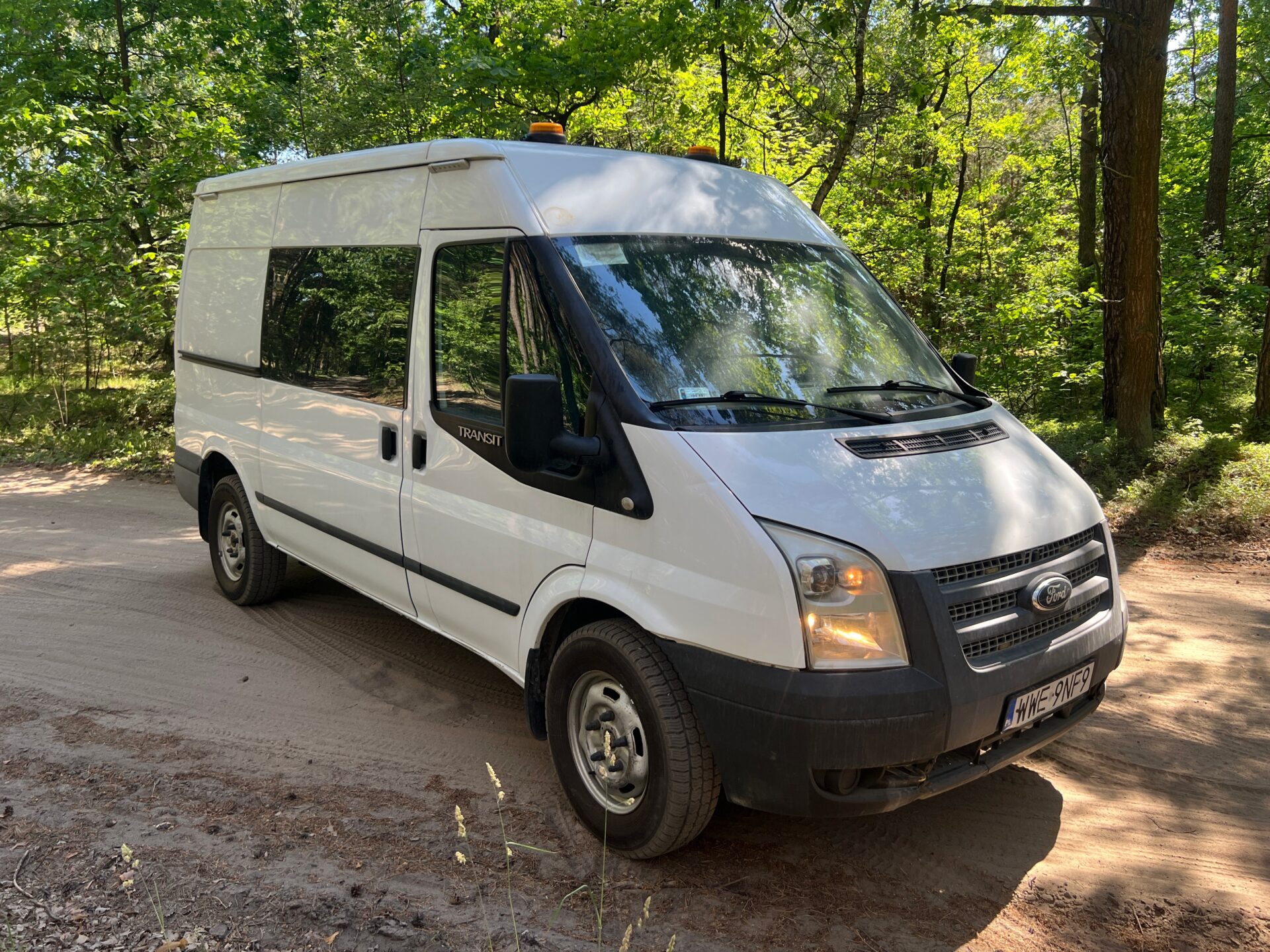 FORD TRANSIT 4X4 (4)