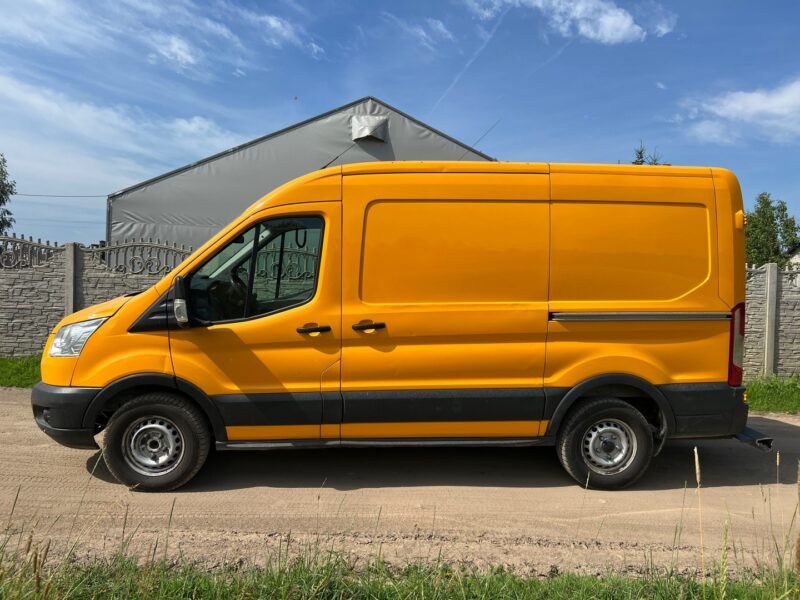 FORD TRANSIT (7)