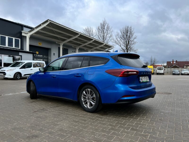 Ford Focus(4)