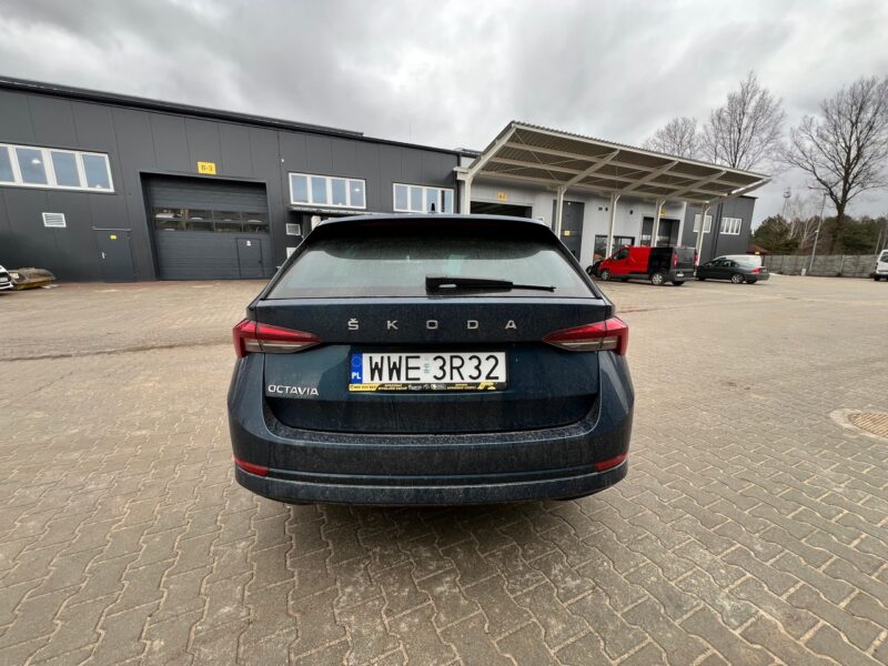 Skoda Octavia(4)