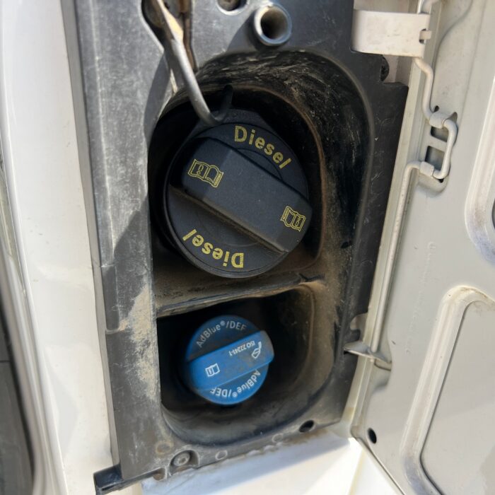 VOLKSWAGEN TRANSPORTER (23)