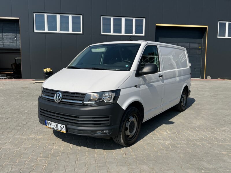 VOLKSWAGEN TRANSPORTER (25)