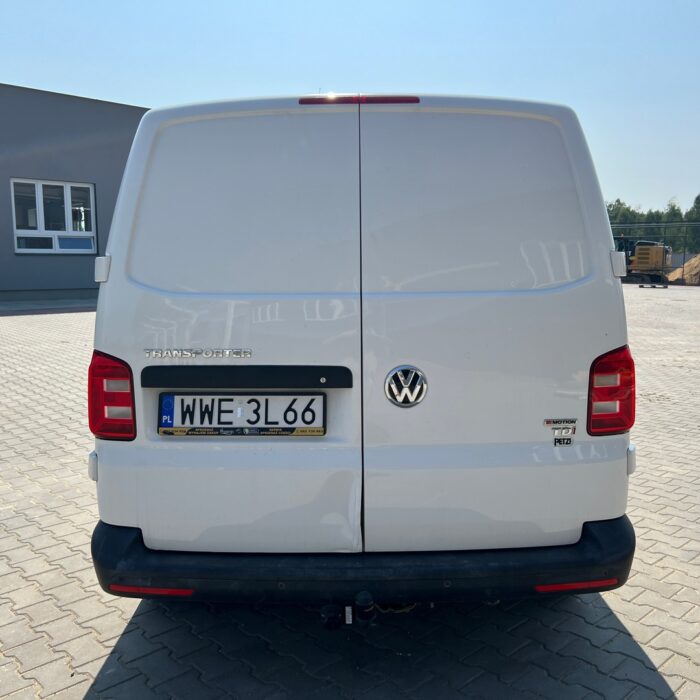 VOLKSWAGEN TRANSPORTER (29)