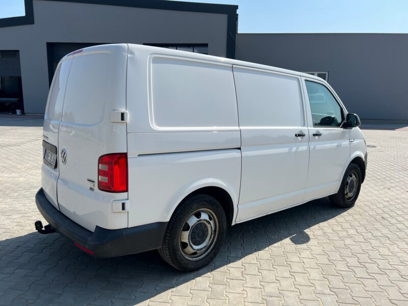 VOLKSWAGEN TRANSPORTER (30)