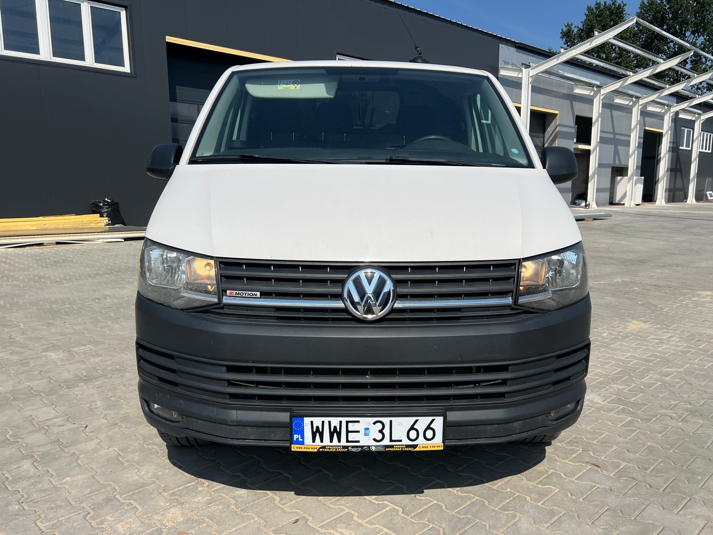 VOLKSWAGEN TRANSPORTER (33)