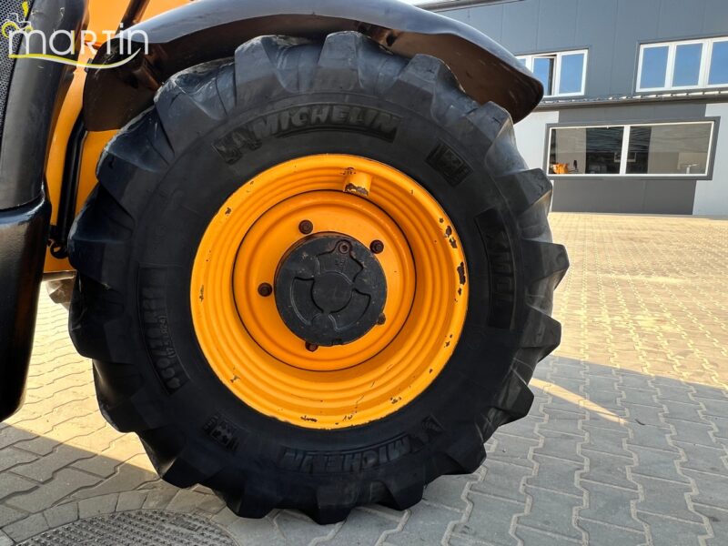JCB 536-60 Agri Super(17)