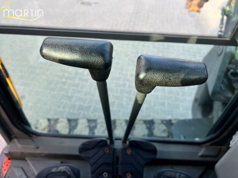 Volvo ECR88D(13)JPG
