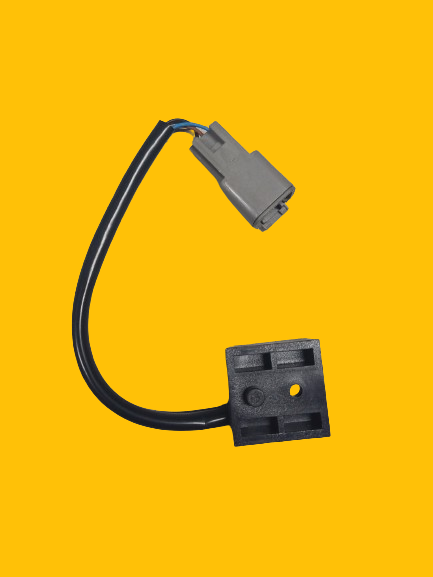 CZUJNIK STOPU JCB 332/C9990