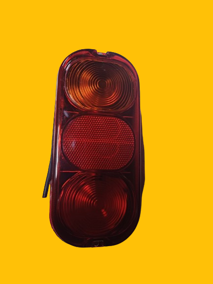 LAMPA DROGOWA TYŁ JCB 700/50018