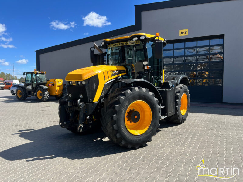 JCB Fastrac 4220(1)