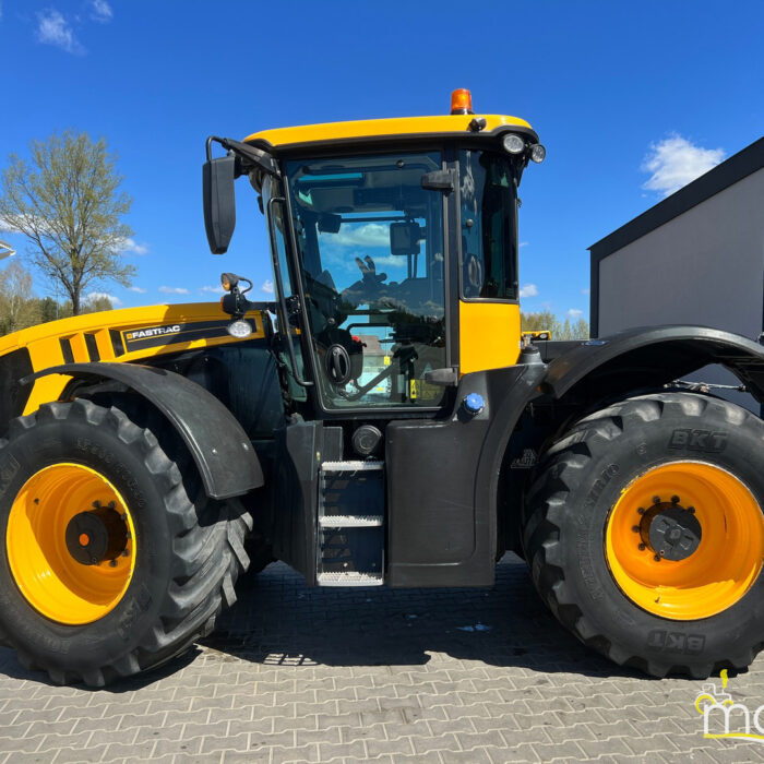 JCB Fastrac 4220(2)