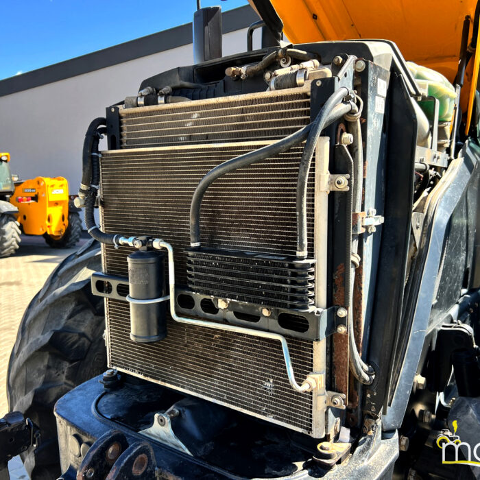 JCB Fastrac 4220(9)