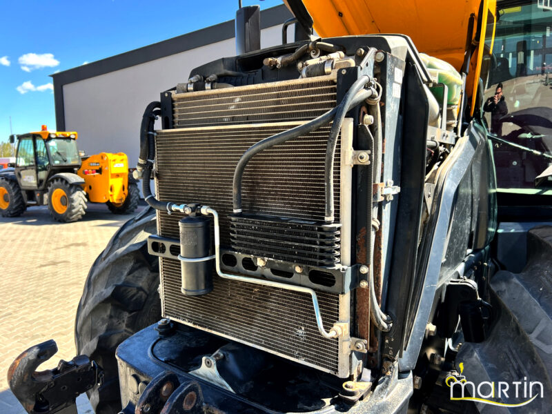 JCB Fastrac 4220(9)