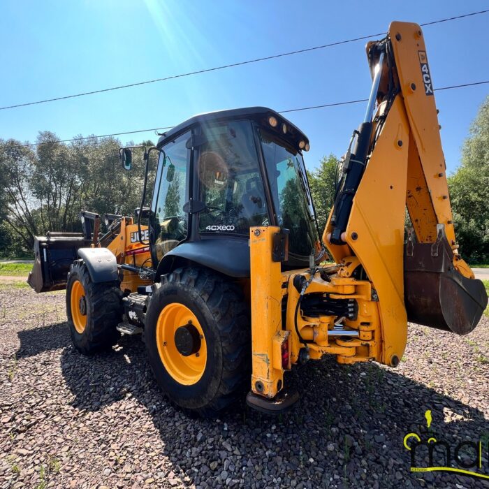 JCB 4CX(3)