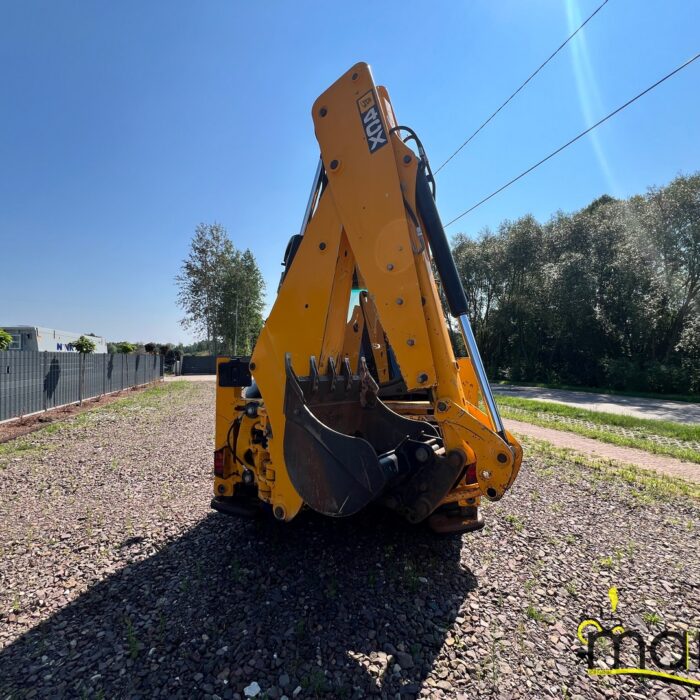 JCB 4CX(4)