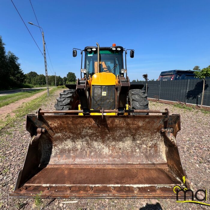 JCB 4CX(8)