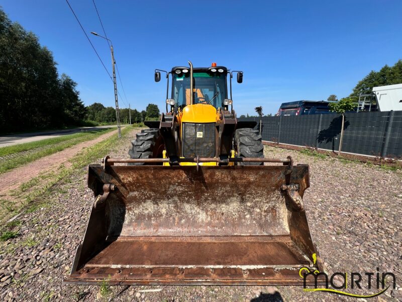 JCB 4CX(8)