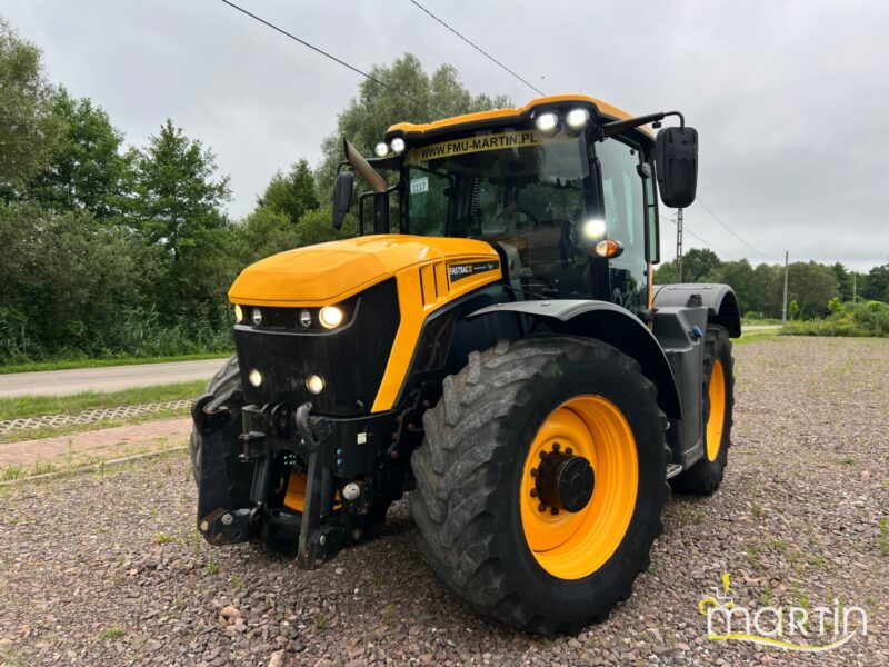 JCB Fastrac 4220(1)