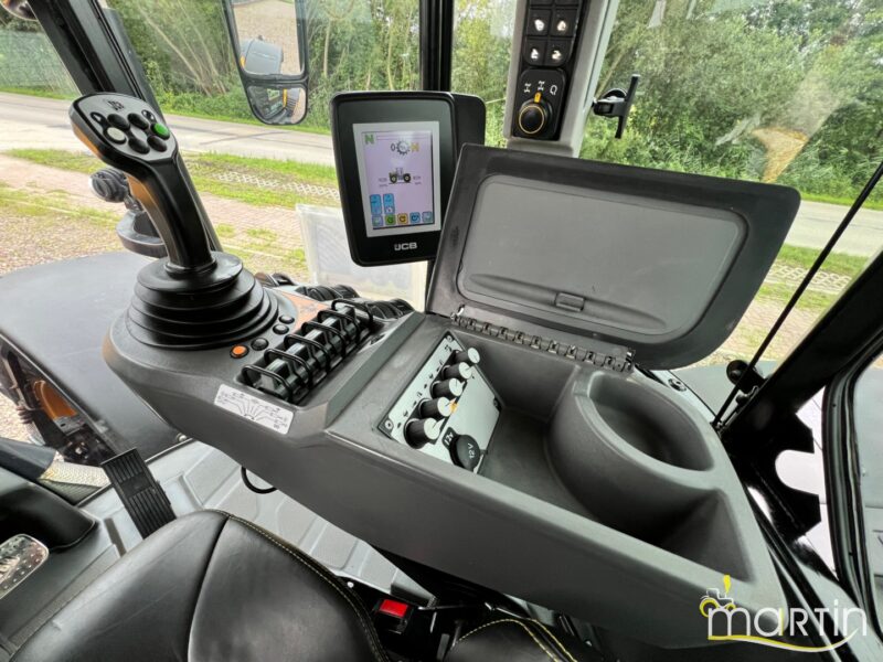JCB Fastrac 4220(10)