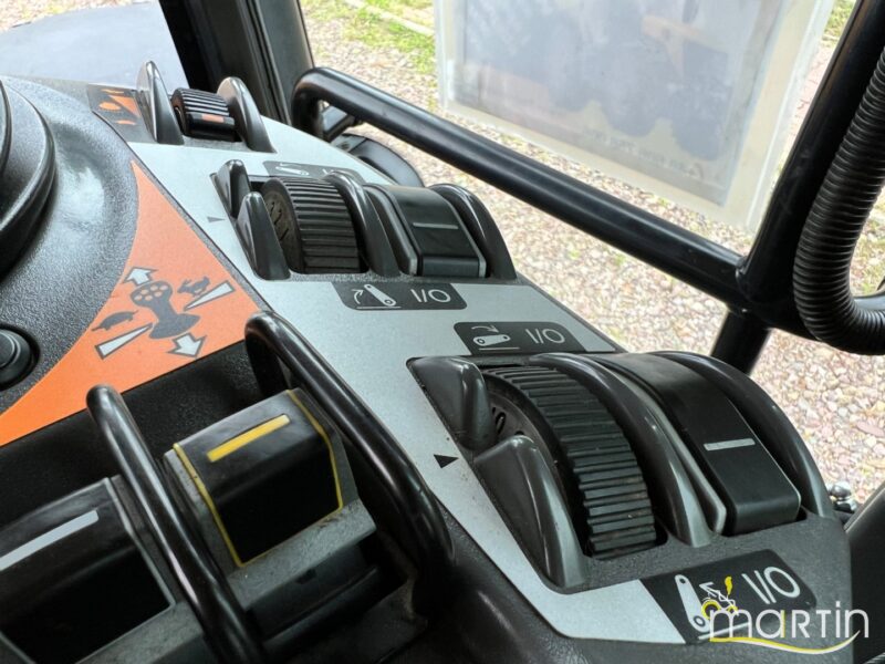 JCB Fastrac 4220(15)