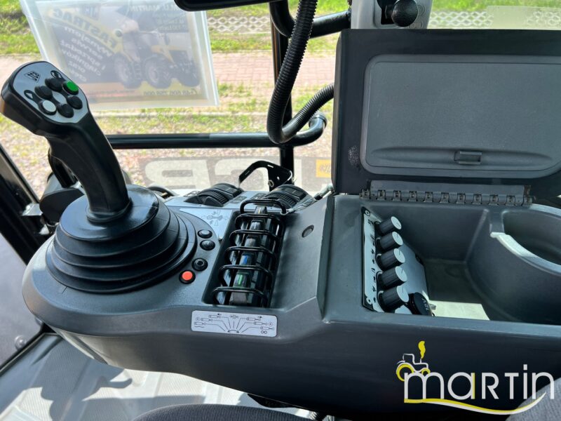 JCB fastrac 4190(16)