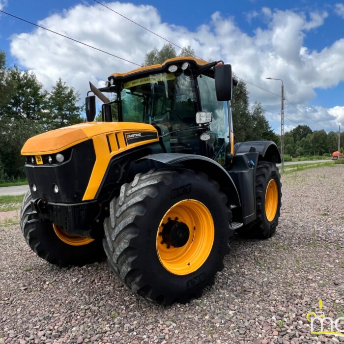 JCB Fastrac 4220