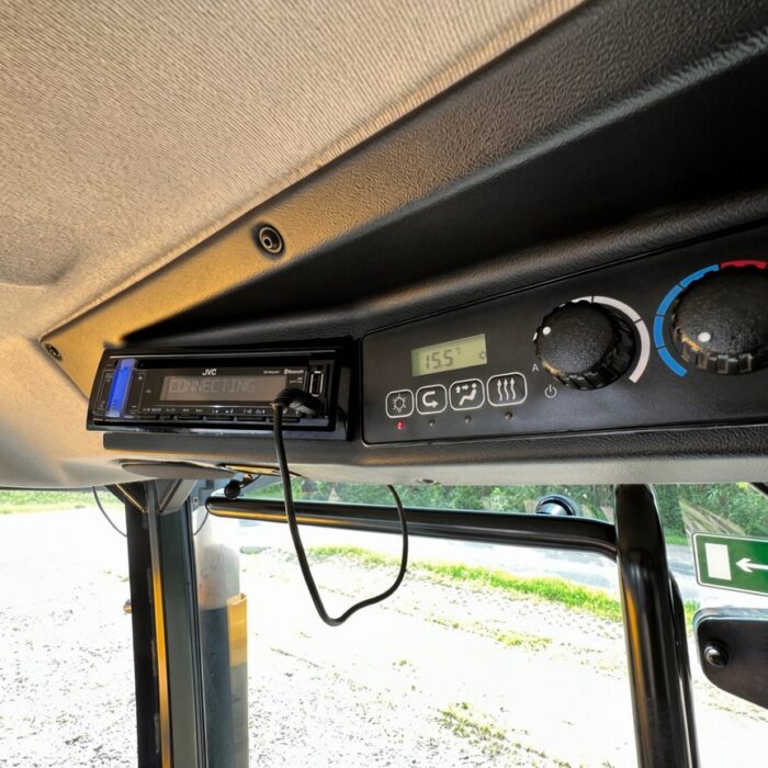 JCB Fastrac 4220 (11)