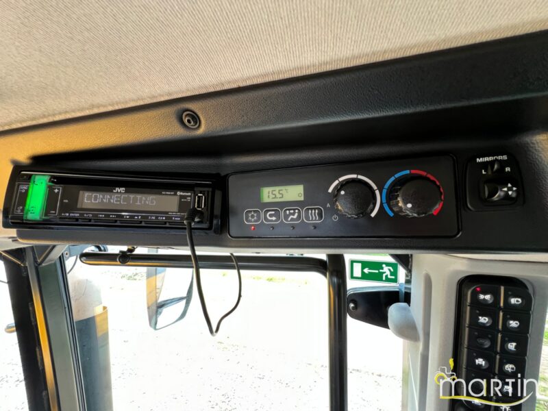 JCB Fastrac 4220 (12)