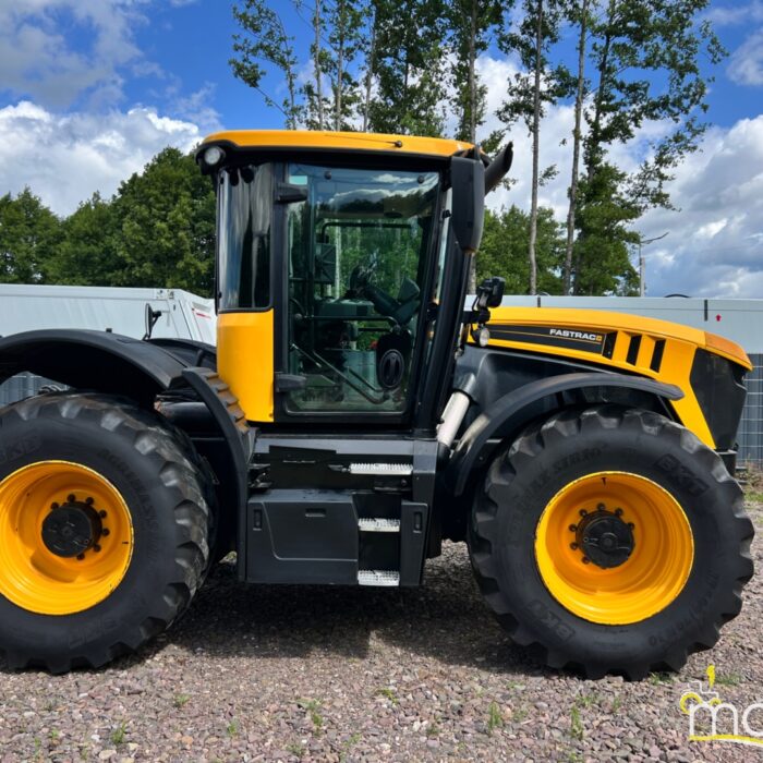 JCB Fastrac 4220 (6)