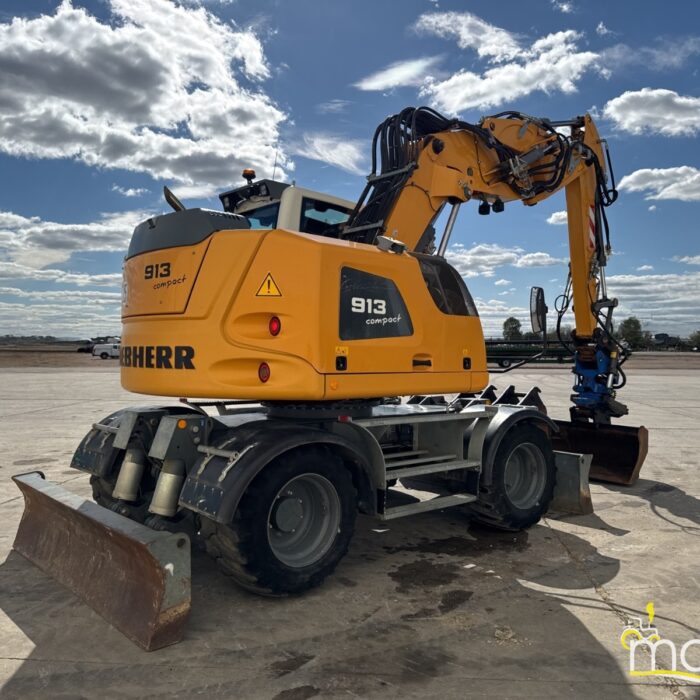 Liebherr Compact (2)