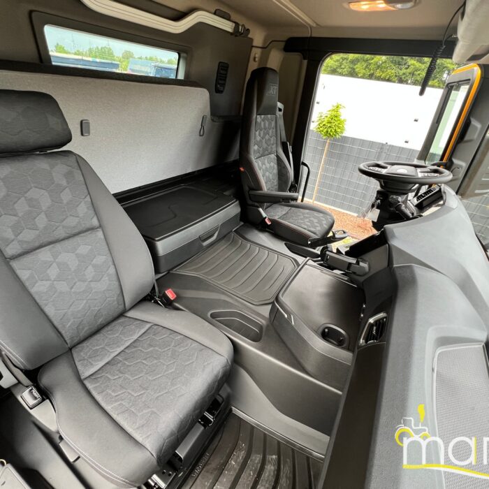 Scania 460GXT(16)